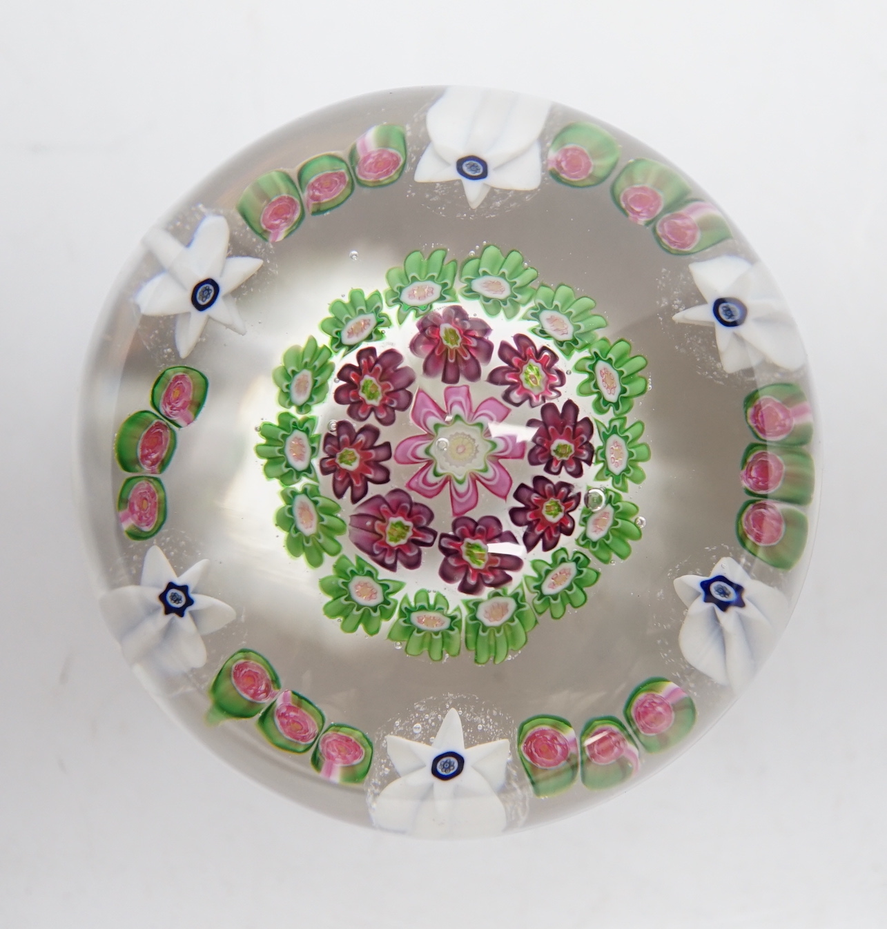 A Clichy garland floral paperweight, 6cm